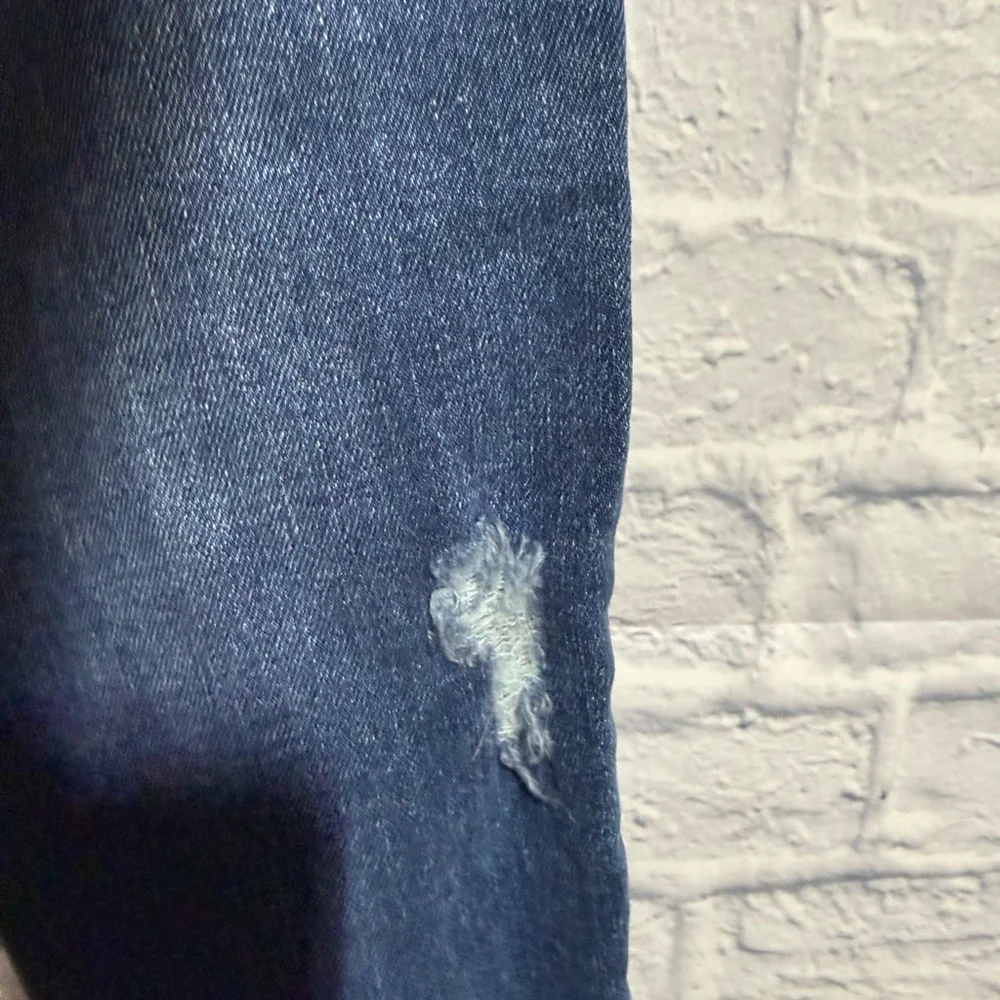 DL1961 Florence Instasculpt Cropped Distressed Mid Rise Jeans, Size 30 - Picture 5 of 13